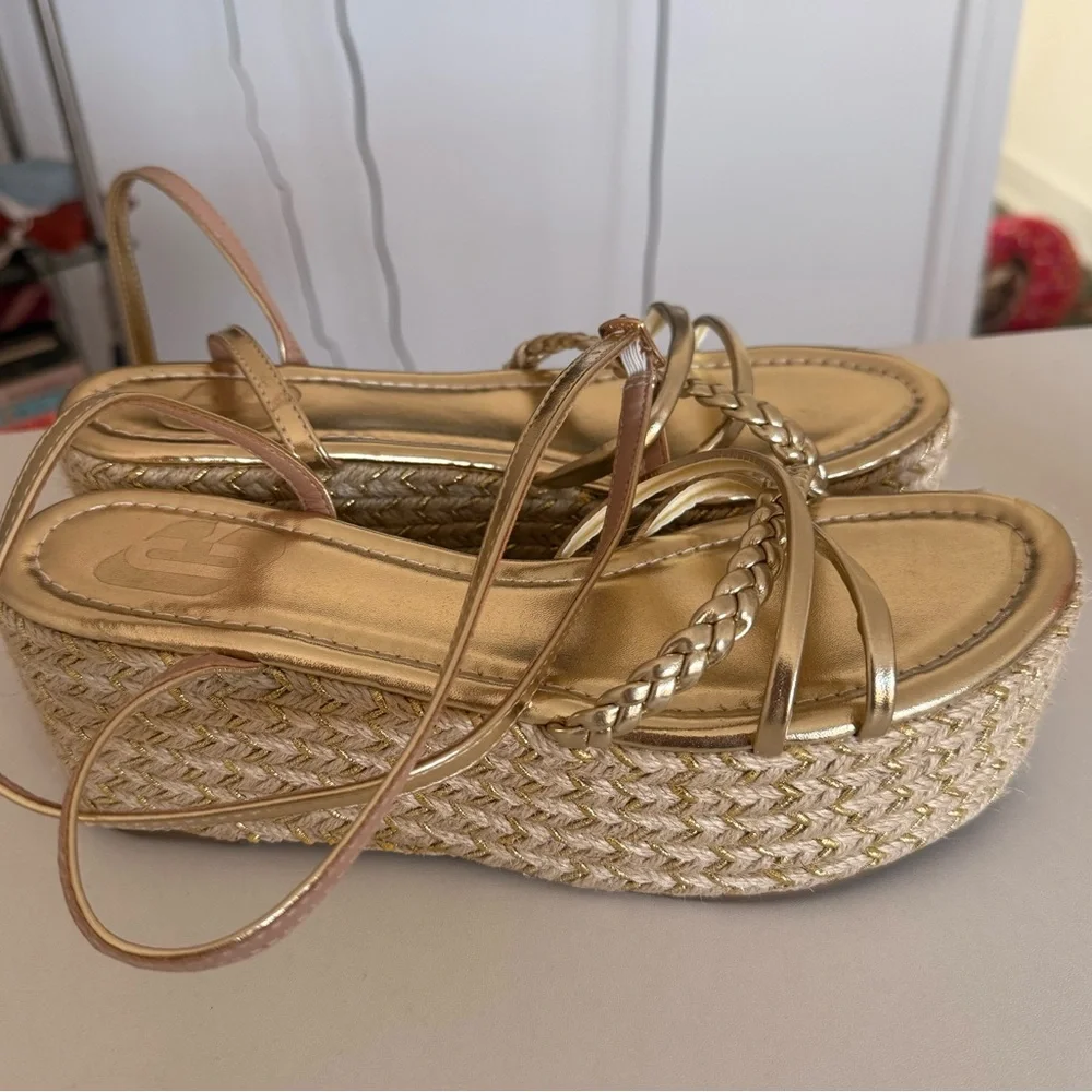 BRAND NEW gold strap wedge sandals size 7